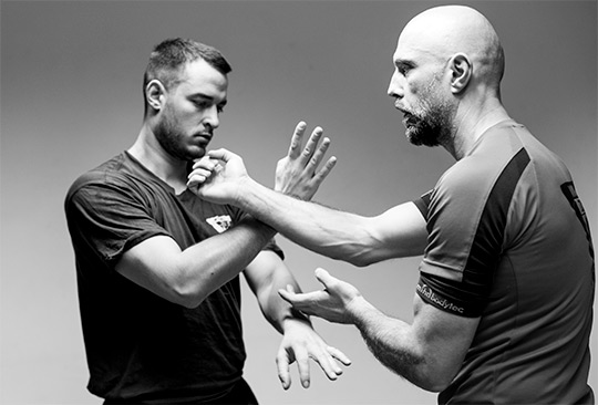 Sifu Kostas beim Wing Tsun Training