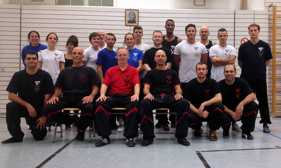 Sifu Kosta und Sifu Niko bedankten sich für den schönen Tag bei allen Wing Tsun Schülern